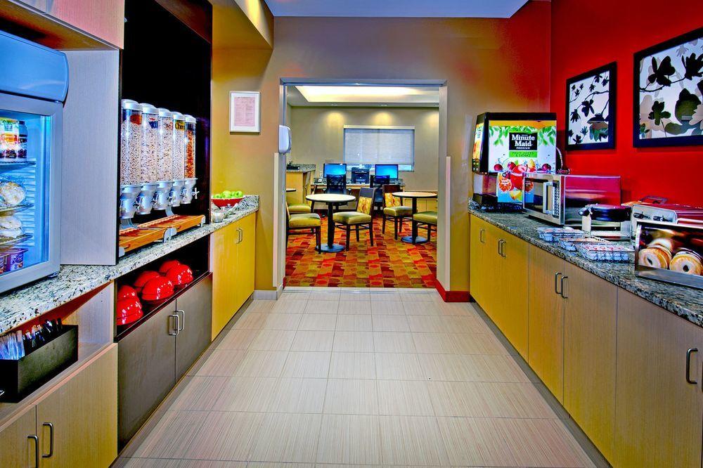 Towneplace Suites By Marriott Chattanooga Near Hamilton Place Exterior photo