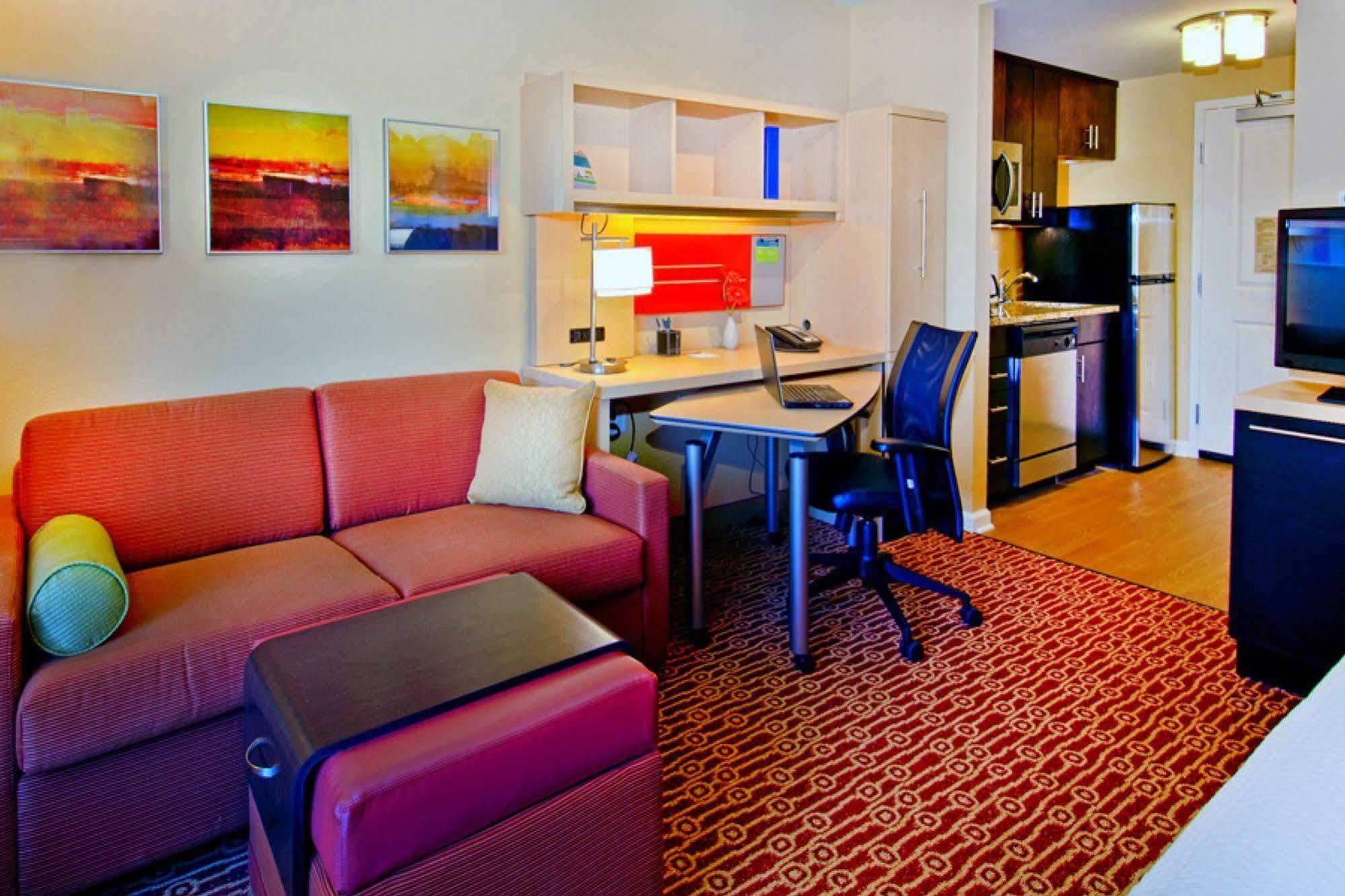 Towneplace Suites By Marriott Chattanooga Near Hamilton Place Exterior photo